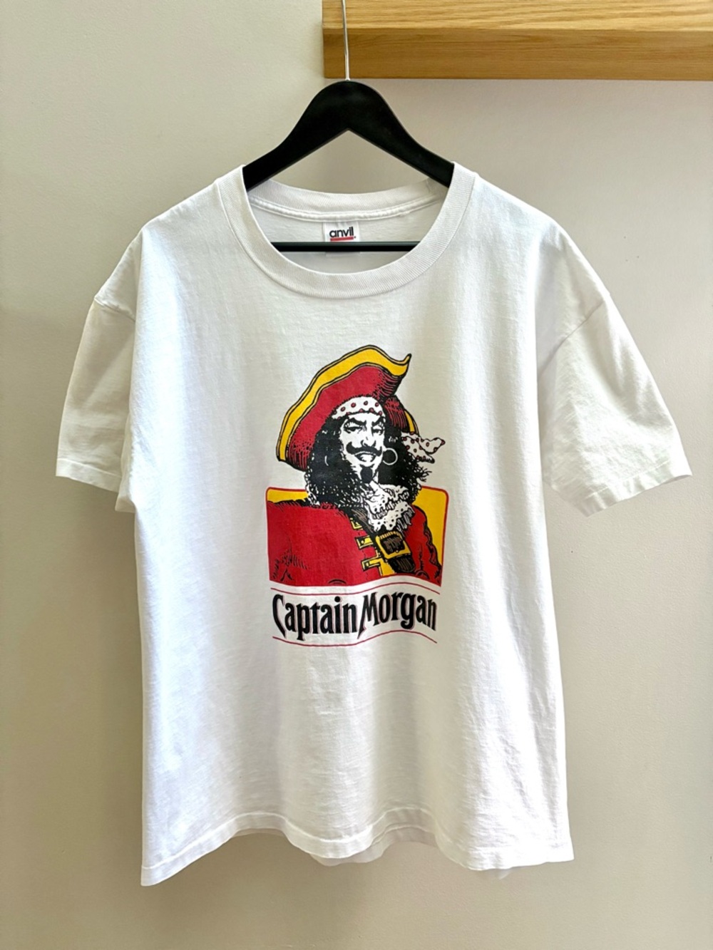 Captain Morgan Rum VTG 90s white Anvil T-shirt XL Made in USA